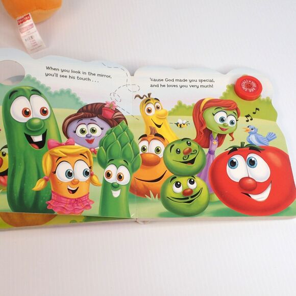 Veggie Tales Book (working) + Bounce 'N Talk Laura Carrot (not working) - Picture 7 of 12